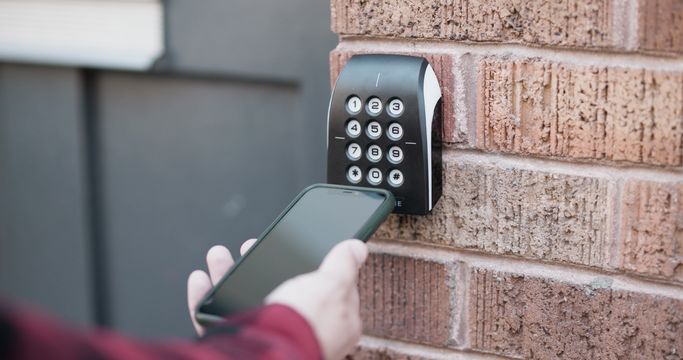Top Mobile Access Control Readers & Systems