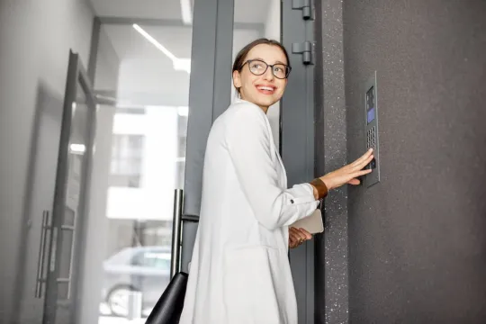 Best Access Control Systems With Visitor Management for Office Buildings (5 Tools for 2026)