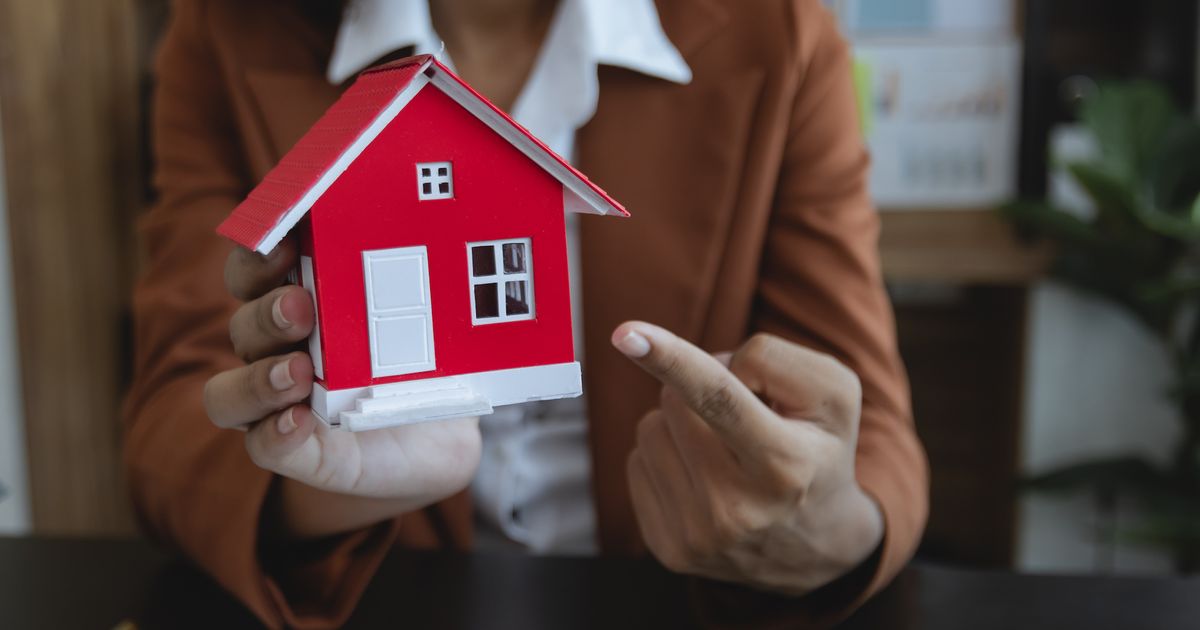 How to Join an HOA Board Qualifications, Roles, and Best Practices